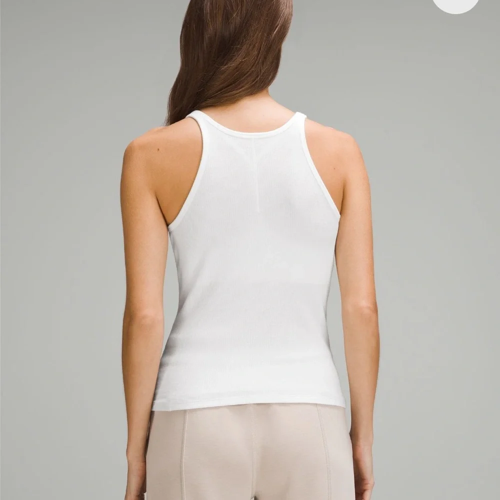 lululemon athletica lightweight sleeveless